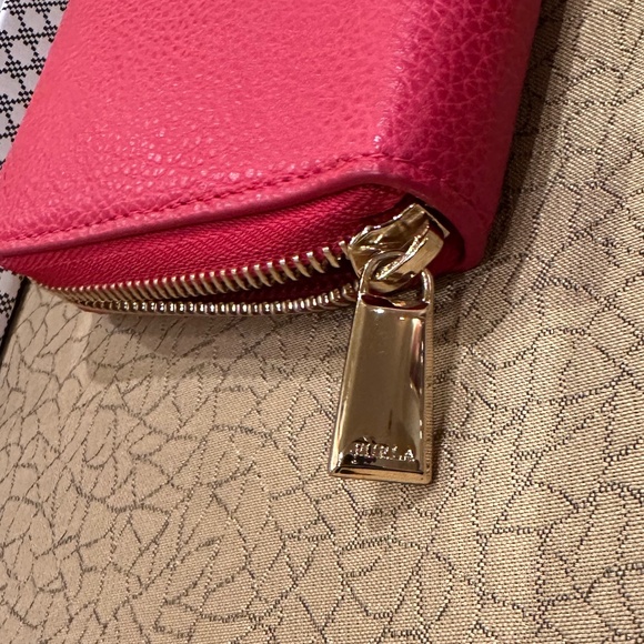 Furla Leather Red Long Wallet With Box and Bag, NWOT - Picture 6 of 8